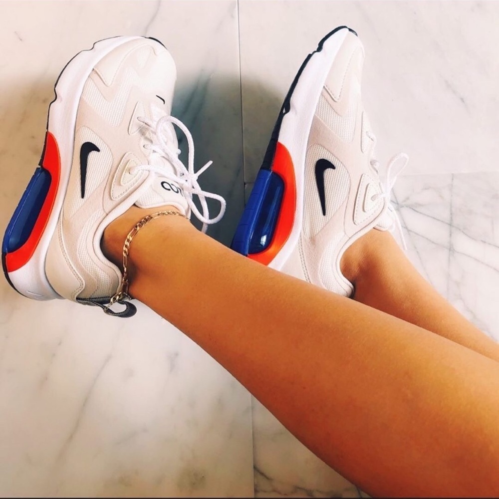 Air Max 200, multiple sizes available - Picture 7 of 9